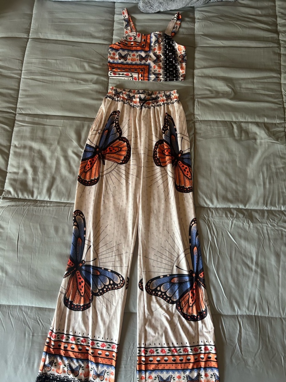 Women's Cream Butterfly Print Wide-Leg Pants